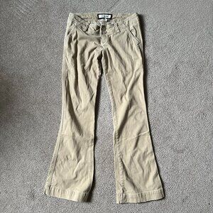 Abercrombie Kids Khakis bootcut flare chinos